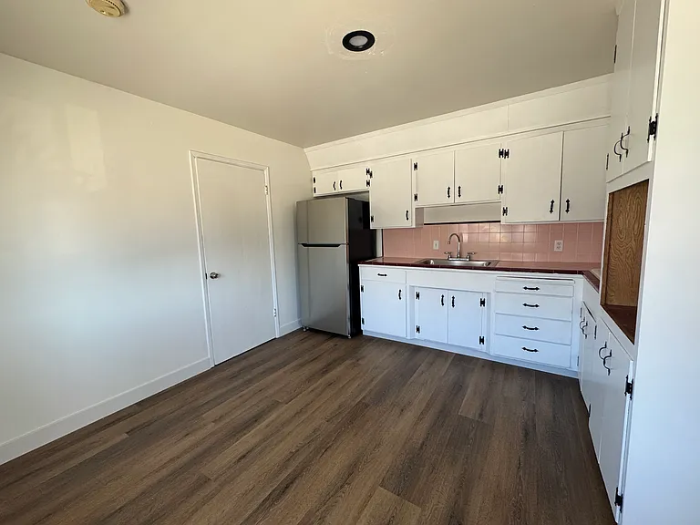 86 Eastwood Ct — Photo 7