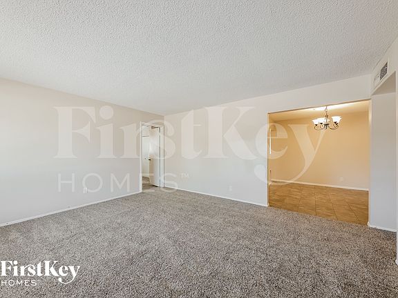 3rd image of 2529 W Sweetwater Ave