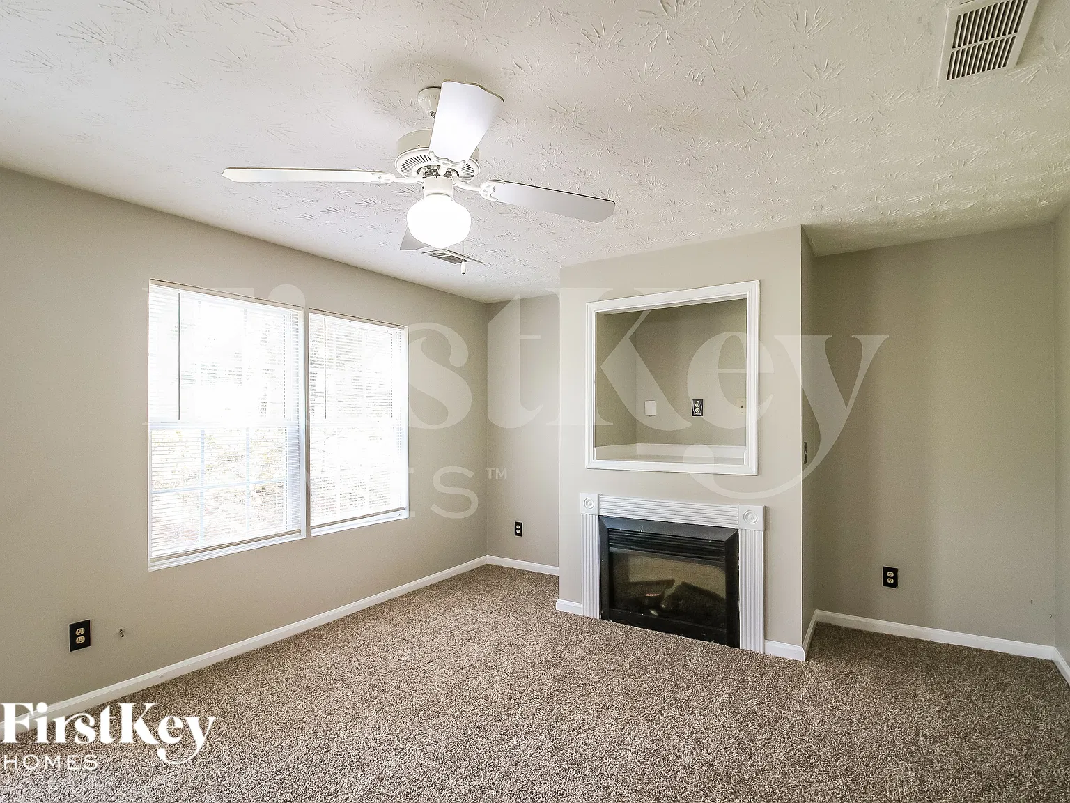 3 bed, 2.5 bath, 1772 sqft, $1,725 — Photo 4