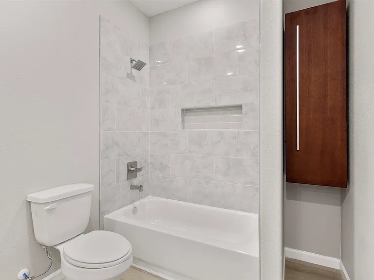 206 S Brownell St — Photo 13