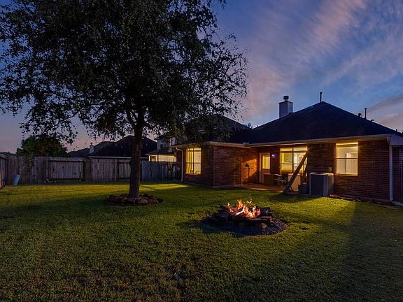 2nd image of 6523 Canyon Mist Ln