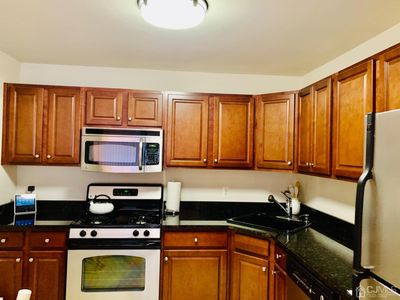 1069 Morning Glory Dr, Monroe Township, NJ, 08831