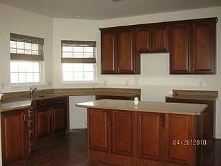 2nd image of 9 Latour Ln