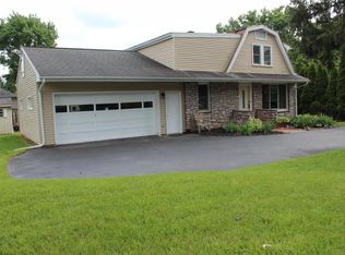 2050 Stonecrest Dr, Lancaster, PA 17601