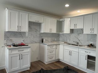 281 G St, Colton, CA 92324