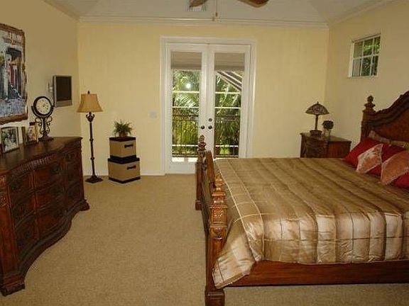 2nd image of 1280 Plumosa Dr