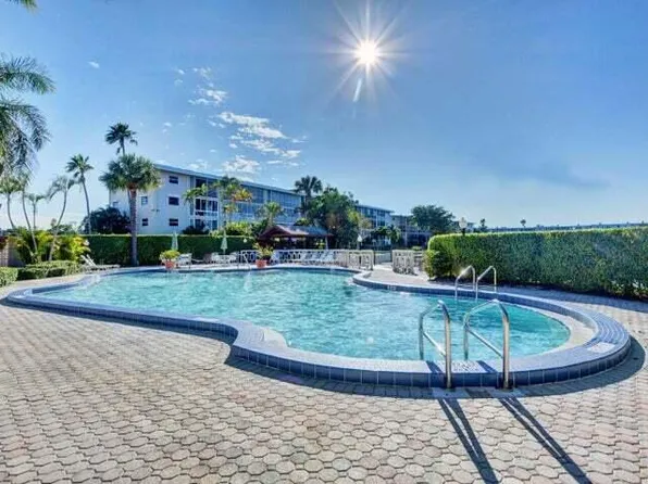 2566 Garden Drive S #306, Lake Worth Beach, FL 33461