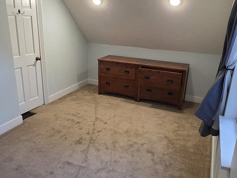 517 Rome Ave — Photo 9
