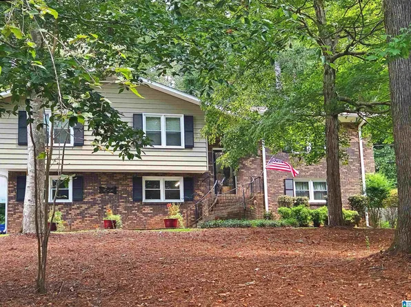 1614 Fairway Dr SW, Jacksonville, AL 36265