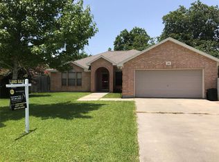 238 Maple Dr, Hitchcock, TX 77563