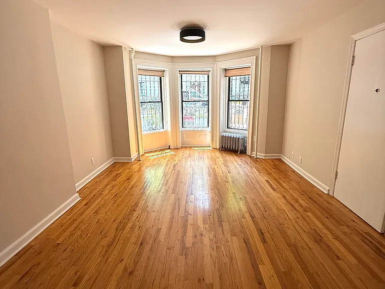 423 Sterling Pl #1 — Photo 3