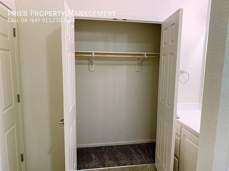 21652 W 126th Ter #21 — Photo 14