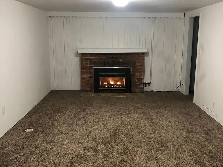 3917 W Hoffman Ave — Photo 8