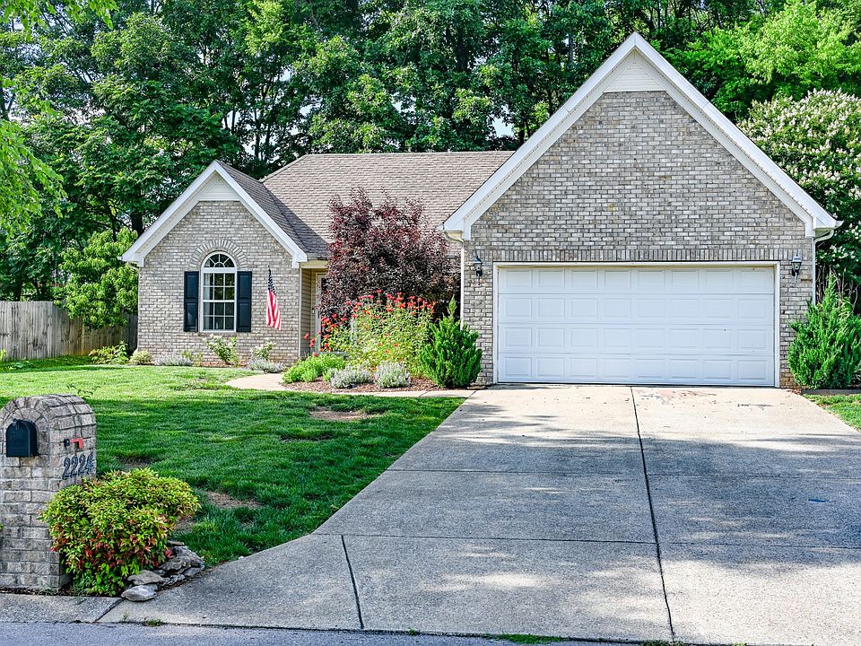 1st image of 2224 Dewey Dr