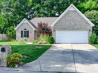 2224 Dewey Dr, Spring Hill, TN 37174