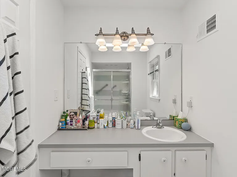 704 Deal Rd — Photo 30
