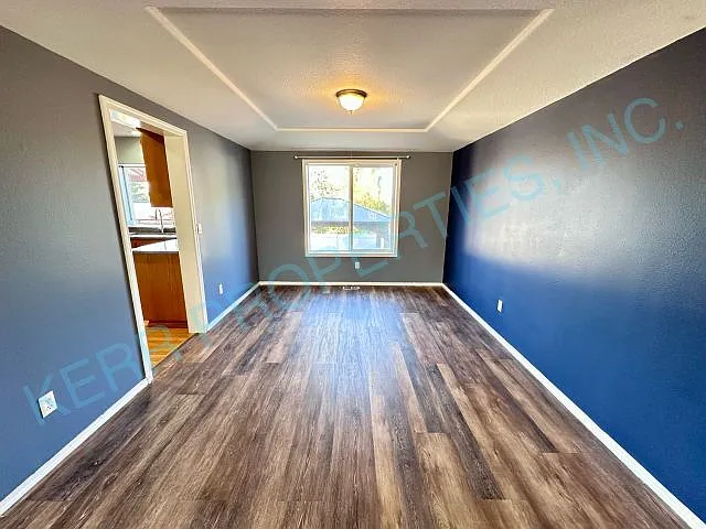 Spacious 4-Bedroom Home with 2.5 Baths on Southeast Acacia Drive, Gresham 2400 Sq Ft of Comfort! — Photo 4