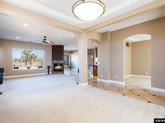3rd image of 7637 Desert Vista Dr