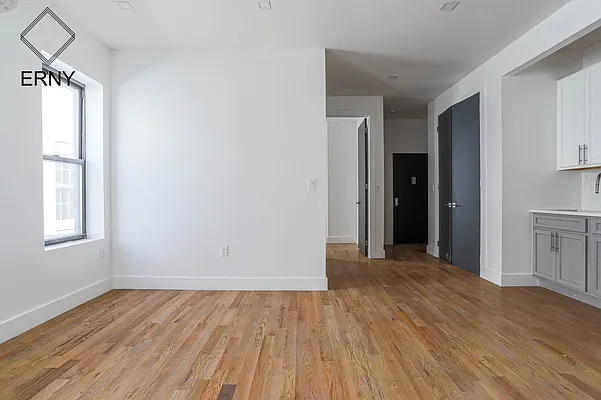 Rented by ERNY LLC | media 15