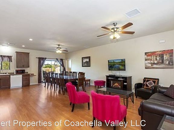 3rd image of 2150 N Farrell Dr #A