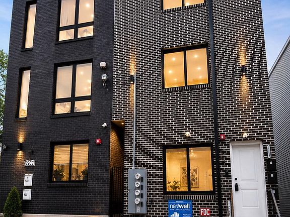 2nd image of 2209 N 7th St