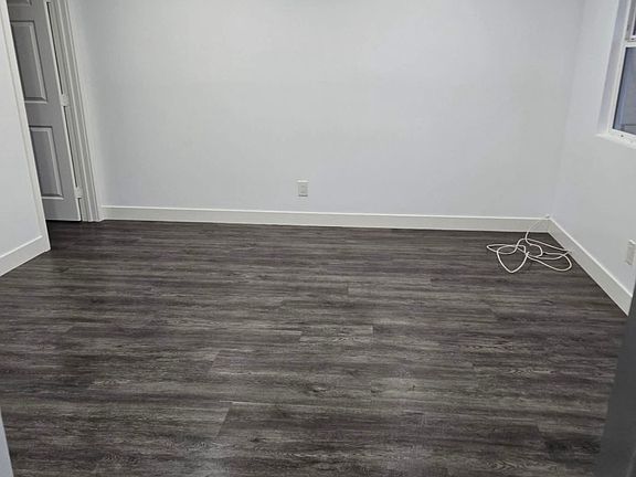 3rd image of 7031 Pickering Ave #1A