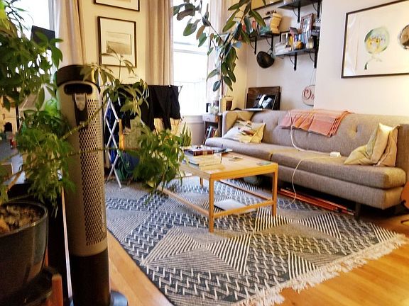 3rd image of 60 6th Ave #4C