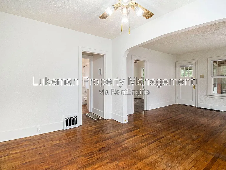 539 Gayle Ave — Photo 4