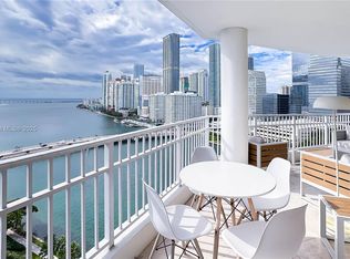 Courvoisier Courts Condo, Miami, FL 33131