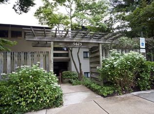 5675 Harpers Farm Rd, Columbia, MD 21044