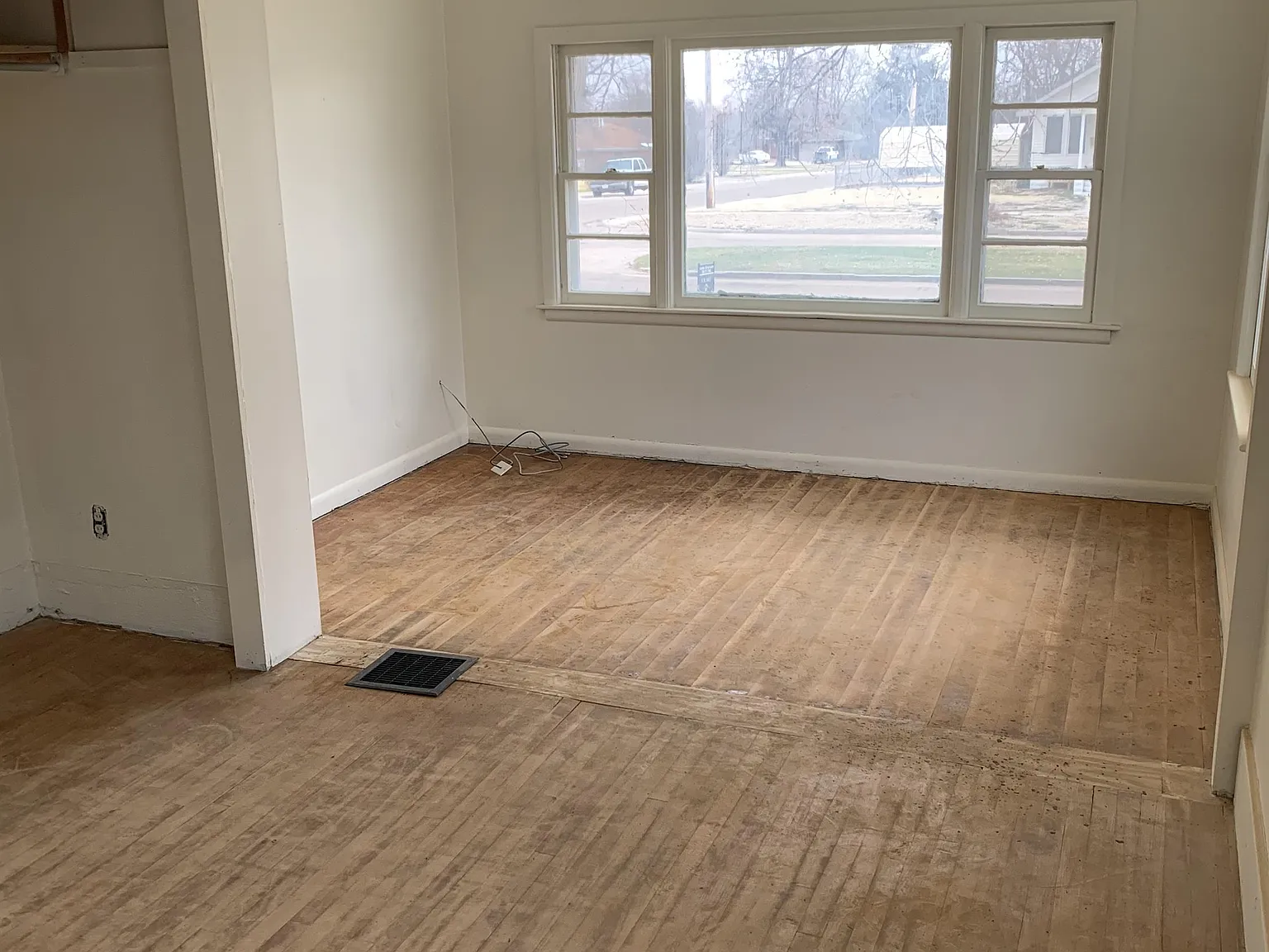 1410 Norris Ave. (6 plex) - 1 — Photo 4