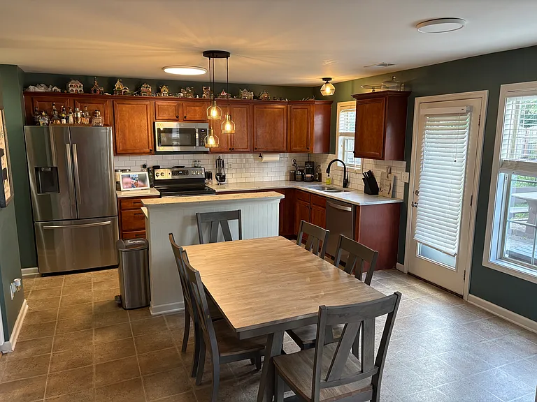 125 Grisham Dr — Photo 18