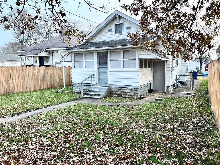2503 S 6th St — Photo 20