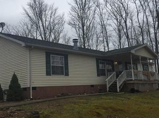 33 Siamese Ln, Liberty, WV 25124