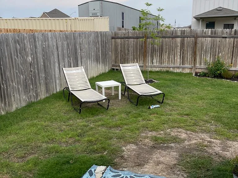 160 Earl Keen St — Photo 20