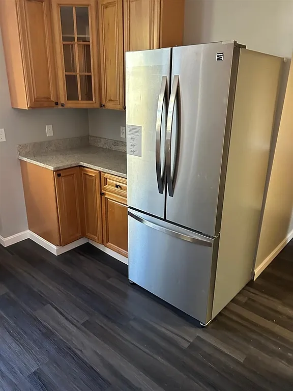 3 bed, 1.0 bath, 1756 sqft, $2,500 — Photo 3
