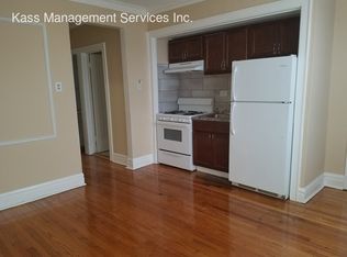6445 23rd St APT 11, Berwyn, IL 60402