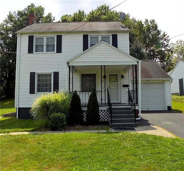 75 Princeton Ave photo 1