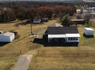 1151 E Seward Rd, Guthrie, OK 73044
