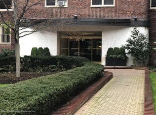 68-61 Yellowstone Blvd APT 203, Forest Hills, NY