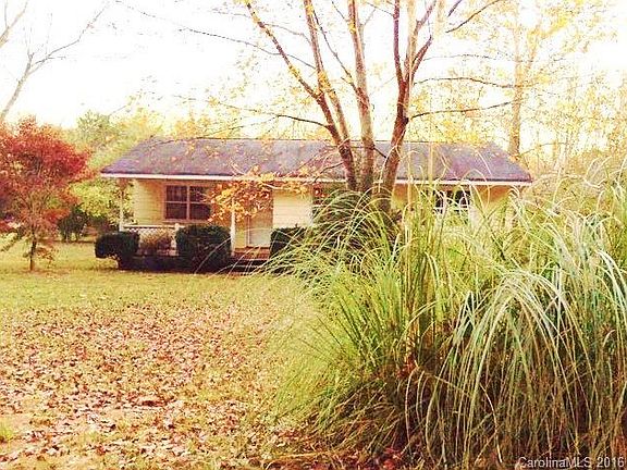 5th image of 2542 Fairlawn Ln