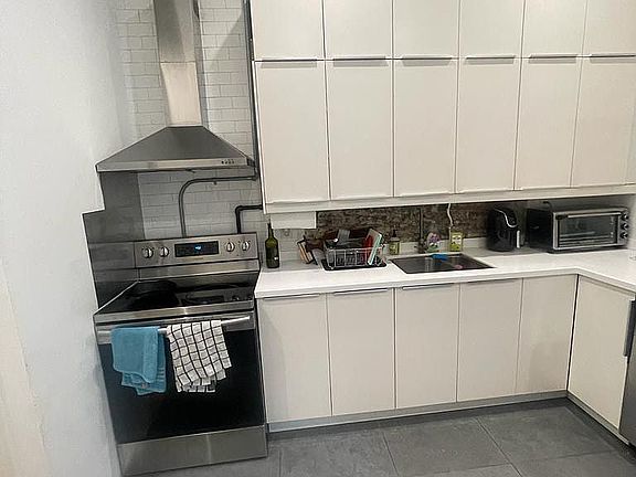5th image of 247 E Broadway APT 2