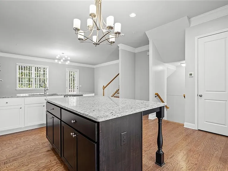 335 Rose Garden Ln — Photo 9