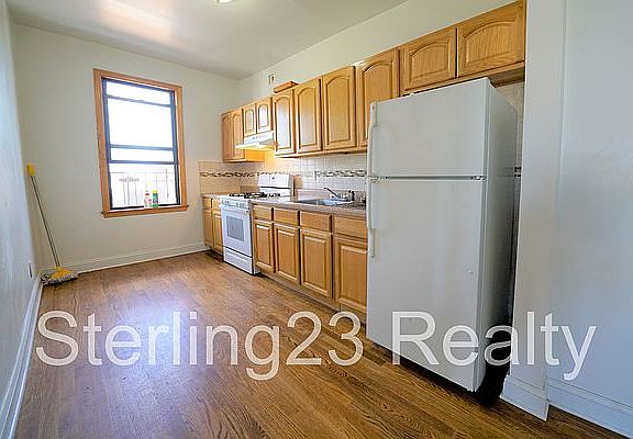 3rd image of 31-06 38th St #24