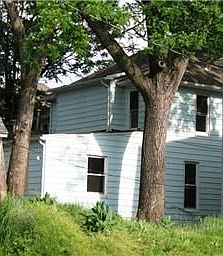 2nd image of 1048 Sandusky Ave