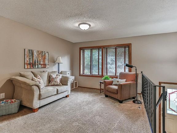4th image of 260 123rd Ln NW