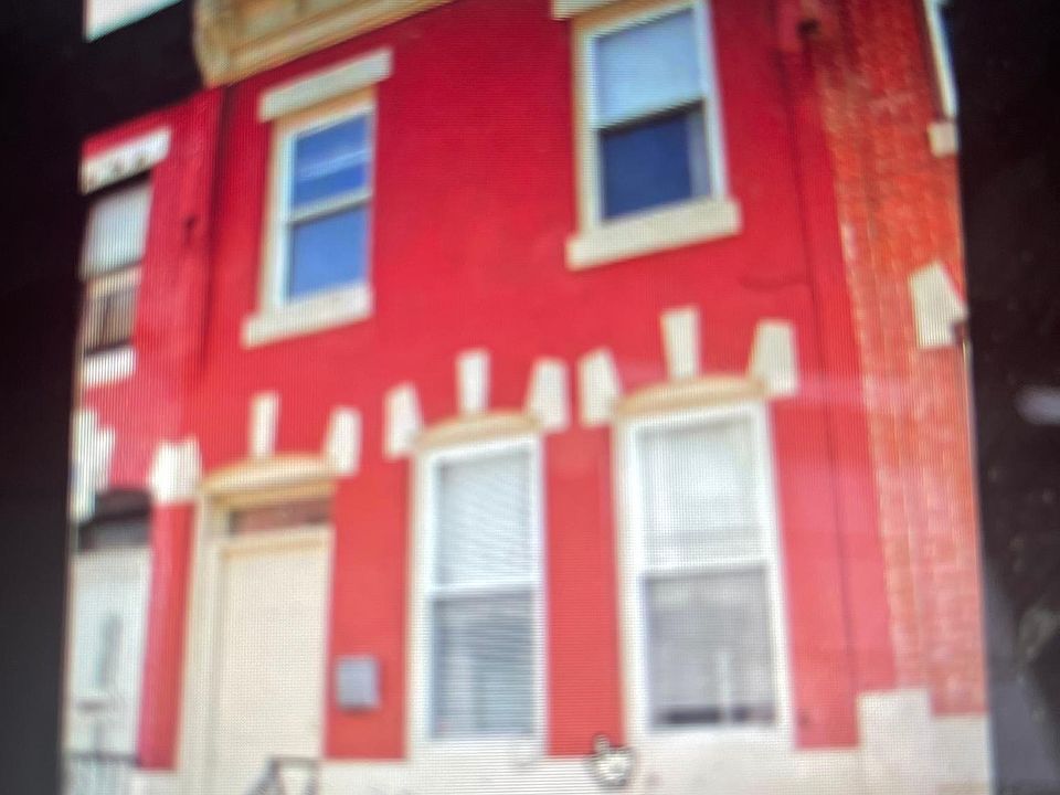 1st image of 1321 N Hollywood St