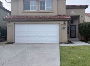 9405 Salinger St, Bakersfield, CA 93311