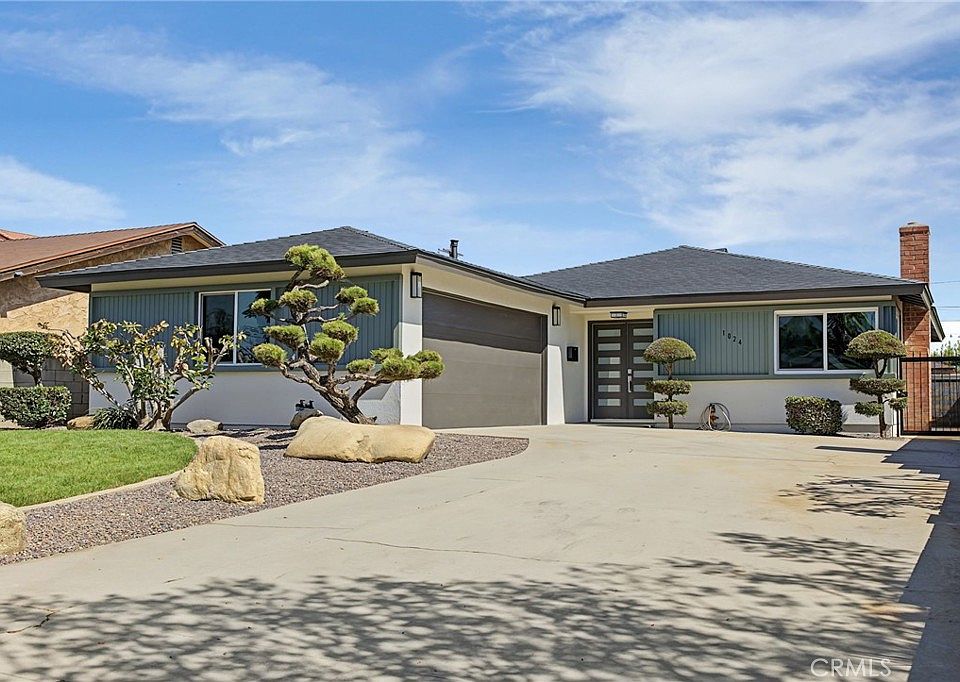 1st image of 1024 Palm Ave