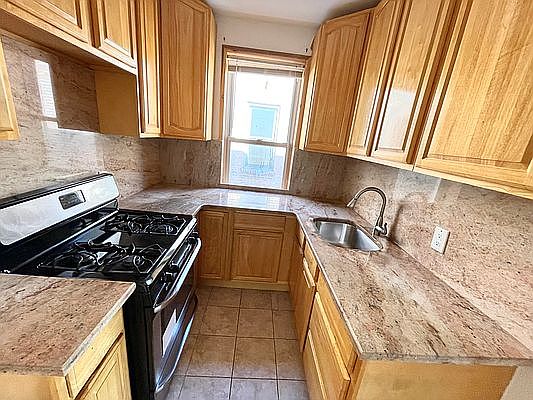3rd image of 21-63 27th St #4G